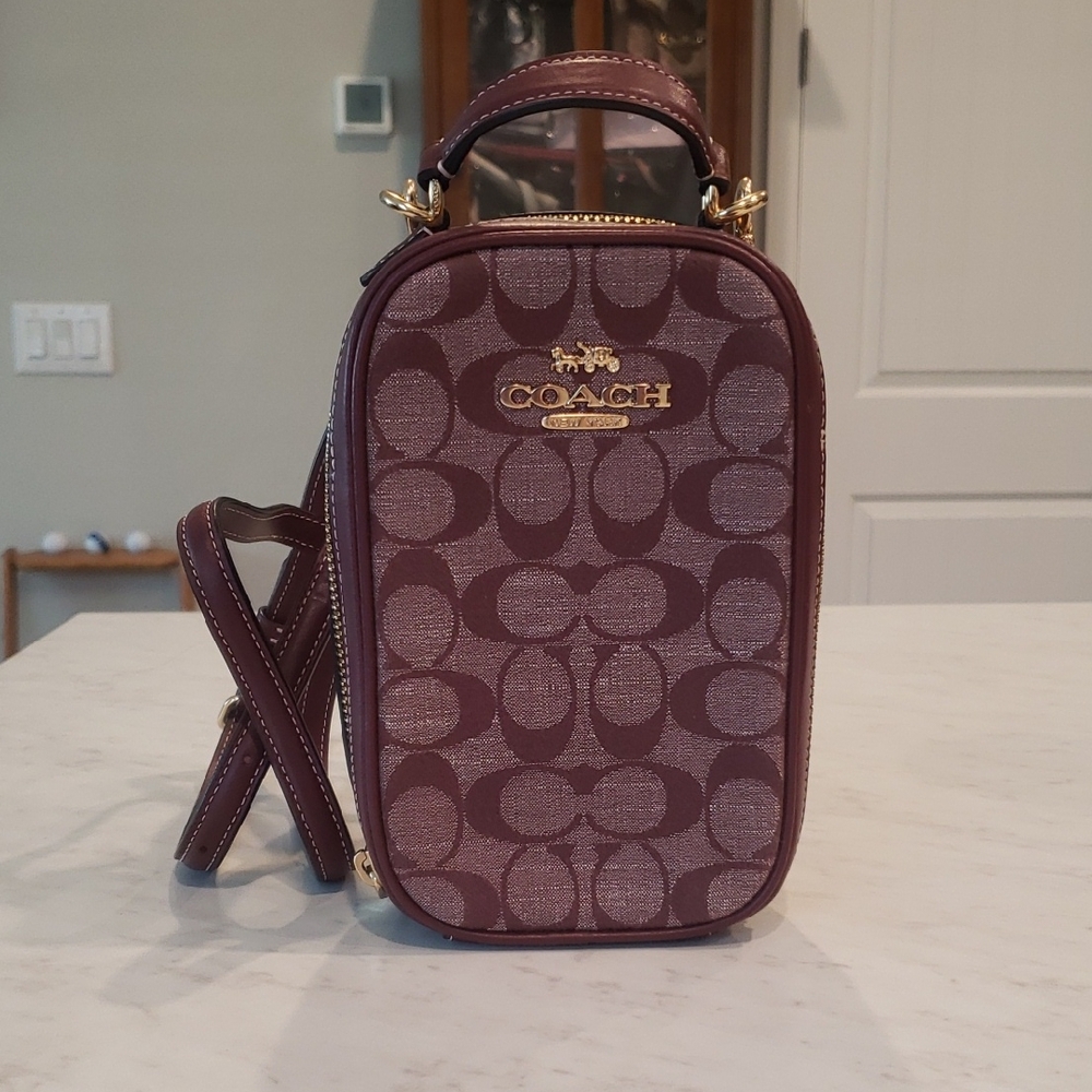 Coach NWOT Burgundy Phone Crossbody Bag